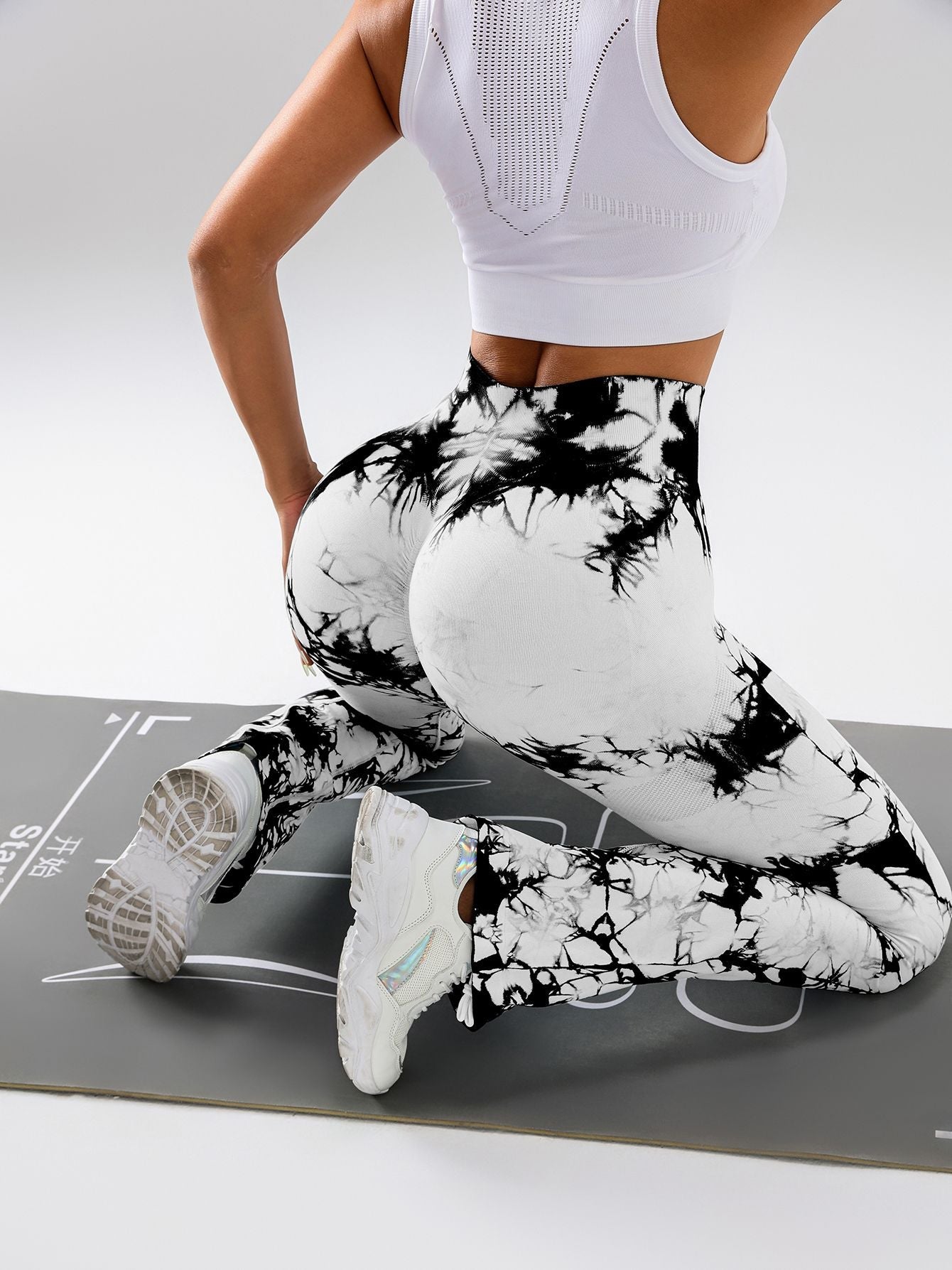 High-Waist Flare Yoga Pants — Tummy Control & Butt Lift